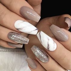 Pinterest ; P r e t t y R a r e Ongles Beiges, Grad Nails, Fresh Nails, Makeup Things, Wedding Manicure, Nail Goals, Nagellack Trends, Marble Nail Art, Nails Wedding