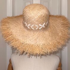 Boho Frayed Edge Natural Wide Brim Straw Sun Hat * Natural Khaki Color * Fringe * Boho * Shawl * 100% Linen * Raw Hem * 22.8” Crown * Brim 5” Wide Brim Straw Hat, Boho Shawl, Straw Sun Hat, Khaki Color, Cream White, Wide Brimmed, Straw Hat, Sun Hats, Shawl