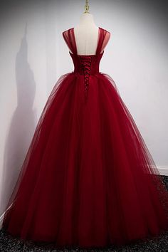 Burgundy Tulle Long A-Line Evening Dress Off the Shoulder Formal Party Dress Sleeveless Wedding Ball Gown For Holiday, Princess Style Tulle Ball Gown For Evening, Princess Style Ball Gown For Prom And Holidays, Party Floor-length Tulle Ball Gown, Princess Ball Gown For Prom Holiday, Princess Tulle Ball Gown For Evening, Tulle Ball Gown For Parties, Tulle Ball Gown For Party, Princess Style Organza Ball Gown For Banquet