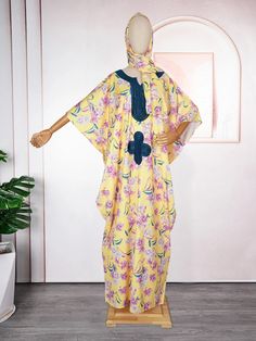 Elevate your fashion style with our luxurious Maxi Dress. Casual Chiffon Maxi Dress Beach Cover-up, Summer V-neck Kaftan For Party, Trendy Floral Print Midi Dress For Vacation, Non-stretch Chiffon Maxi Dress For Summer, Spring Beach Non-stretch Maxi Dress, Chic Cotton Maxi Dress For Beach Cover-up, Non-stretch Chiffon Maxi Dress With Short Sleeves, Non-stretch Maxi Dress For Spring Beach Occasions, Non-stretch Maxi Dress For Beach Season