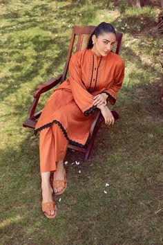 Brand: La RosaaProduct Code: LRB24-04 LeaCollection: La Rosaa Basics Spring Summer Ready to Wear CollectionFabric: Lawn DESIGN DETAILS: Type: 2 piece Cut: Basic Dupatta: Seperate Add On Trouser: Cambric straight trouser included SIZE & FIT Model Height: 5.4 ft Model is Wearing: Small DISCLAIMER:* Lining, Laces, and Tassels are not included in unstitched variants.* Embellishment items in stitched outfits are subject to market availability.* The actual colors of the outfit may vary from the colors Eid Straight Kurta Sets With Embroidered Hem, Spring Silk Sets With Embroidered Border, Festive Set With Embroidered Hem Straight Kurta, Festive Straight Kurta Set With Embroidered Hem, Floral Embroidery Straight Kurta Set For Work, Festive Straight Kurta With Embroidered Hem, Elegant Palazzo Set With Straight Kurta For Work, Elegant Straight Kurta Palazzo Set For Work, Traditional Resham Embroidery Pant Set For Work