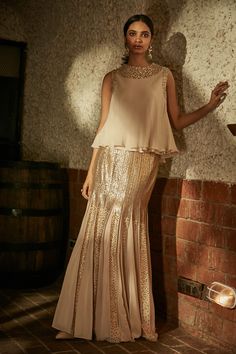 Indowestern Dresses, Diwali 2024, Sequin Skirts, Shahid Khan, Mermaid Fit, Indian Bridesmaids, Gaun Fashion, Embroidered Lehenga, Fit And Flare Skirt