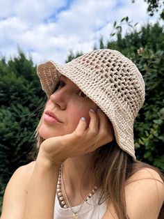 Very beautiful, natural and stylish summer panama hat made of 100% cotton, eco-friendly material, ideal for warm summer days 💚 Beige Brimmed Crochet Hat For Warm Weather, Natural Crochet Hat For Spring, Cotton Crochet Hat For Vacation, Lightweight Cotton Summer Hats, Lightweight Beige Crochet Hat For Warm Weather, Casual Crochet Hat With Short Brim In Natural Color, Bohemian Beige Panama Hat For Warm Weather, Beige Bohemian Panama Hat For Warm Weather, Casual Natural Crochet Hat With Short Brim