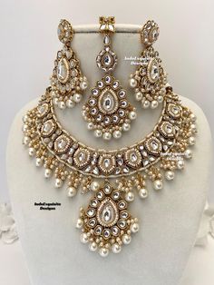 Premium quality elegant Kundan necklace set comes with beautiful earrings and tikka/Kundan Polki Necklace/Reception/Wedding/bridal jewelry/ Indian jewelry /Kundan Jewelry All items are shipped from Brampton, Ontario, Canada. If you need your item by a certain day, please reach out to us for express delivery option before placing the order so that we can update the shipping for you. Standard shipping/delivery timeline Below are the delivery timeline estimates. We dispatch all orders by the next b Kundan Polki Necklace, Remote Locations, Brampton Ontario, Jewelry Kundan, Kundan Necklace Set, Indian Bridal Jewelry Sets, Necklace Set Indian, Bridal Jewellery Design, Kundan Jewelry