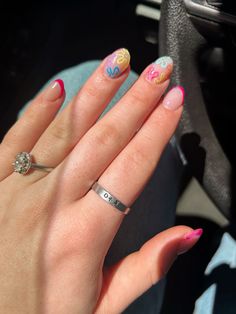 #spongebob #nails #colorful Nail Designs One Finger, Spongebob Nails Short, Spongebob Inspired Nails, Spongebob Flowers Nails, Spongebob Themed Nails, Spongebob Sky Nails, Spongebob Nails Acrylic, Spongebob Nails Designs, 25th Birthday Nails