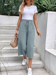 Blue Casual Collar  Woven Fabric Plain Wide Leg Embellished Non-Stretch  Women Clothing Capri Trousers, Long Summer Pants, Capri Pants Outfits, Italian Summer Outfits, Capri Outfits, Wide Leg Pants Outfit, Sporty Jacket, Whimsical Dress, Outfits Mujer