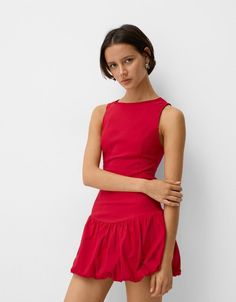 Balloon mini dress - Dresses - Women | Bershka Buttoned Dress, Party Clothes, Baggy Trousers, Trending Sandals, Bubble Dress, Festival Looks, Sweaters Knitwear, Beetlejuice, Plaid Dress