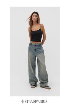 Baggy mid-rise wide-leg jeans with a five-pocket design, zip fly and metal top button fastening. Baggy Jeans For Women, Outfits Con Jeans, Most Comfortable Jeans, Stradivarius Jeans, Low Waist Jeans, Baggy Trousers, Looks Street Style, Denim Trends, Relaxed Fit Jeans