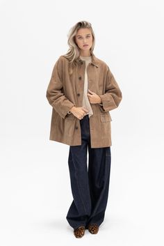 point collar drop shoulder long sleeve button front closure flap and slant pocket detail relaxed fit ultra luxe lightweight suede back flap pocket 100% lamb leather made in turkey model is wearing smodel is 5’11", a us 4 and s in tops