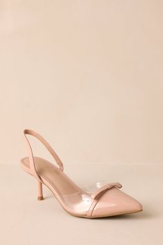 Embrace a touch of elegance with these Beige Slingback Kitten Heels. Perfect for any occasion, the sleek design and comfortable lift will elevate your outfit (literally!). Step into style and walk with confidence. These beige kitten heels feature a pointed toe, delicate bow detailing, a strap around the back the foot, clear siding for extra support, and a short heel. Heel Measures 3" in Height All Man Made Materials Imported True To Size Beige Kitten, Slingback Kitten Heels, Preppy Girls, Going Out Looks, Corporate Chic, Rush Dresses, Short Heels, Fall Staples, Concert Looks