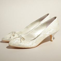 Wedding Shoes Kitten Heel, Bridal Shoes Lace, Kitten Heel Wedding Shoes, Ivory Bridal Shoes, Ivory Wedding Shoes, Lace Pumps, Kitten Heel Shoes, Dress Heels, Mid Heel Shoes