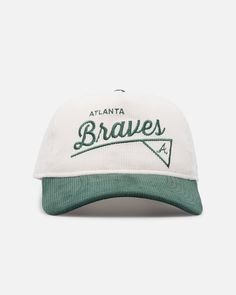 New Era Atlanta Braves 'Heritage Golf' Pre-Curved Golfer Snapback Chrome White Starting Fresh, Chrome White, Culture Kings, Winter Clothes, The 80s, Retro Look, Atlanta Braves, White Style, Hat Fashion