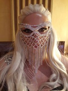 Mask Prom, Prom Mask, Rhinestone Mask, Bridal Mask, Halloween Tattoo, Face Jewellery, Mask Masquerade, Photographie Portrait Inspiration, Mardi Gras Mask