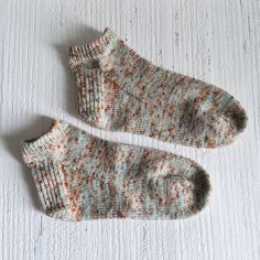 These lovely hand knit socks are super cozy!  Size: Women's Medium  This item is made to order. Care instructions: hand wash/lay flat or hang to dry Comfortable Knitted White Socks, Comfortable White Knitted Socks, Handmade Multicolor Casual Socks, Casual Handmade Multicolor Socks, Casual Multicolor Handmade Socks, Comfortable Knitted Socks, Hand Knitted Comfortable Yarn Socks, Cozy Hand Knitted Socks, Cozy Hand-knitted Yarn Socks