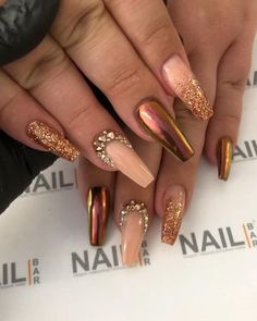 Nail Designs Bling, Golden Nails, November Nails, Nails Gold, Fall Gel Nails, Fall Nail Art Designs, Nails Design With Rhinestones