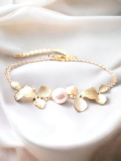 Orchid Bracelet, Flower Bracelet Wedding, Gold Flower Bracelet, Rose Gold Flower, Bracelet Rose Gold, Bracelet Wedding, Wedding Jewelry Bracelets, Diamond Bar, Bridal Bracelet