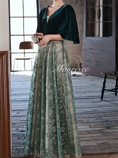 Chiffon Dress Long Special Occasions, Green A-line Evening Dress For Prom, Green A-line Prom Evening Dress, Green A-line Prom Season Dress, Green A-line Dress For Prom Season, Green A-line Prom Dress, Green A-line Wedding Dress, Green A-line Evening Dress, Green V-neck Gown For Banquet