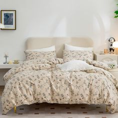 PRICES MAY VARY. 【Material】: 100-Percent Natural Cotton Fabric. Hotel Quality, Lightweight, Fabric That is Dense Lightweight, Smooth and Heavenly Soft, Breathable, Durable Easy Care. The Duvet Covers Use Healthy and Harmless Color Printing Materials and Techniques. 【Twin Size】 3-Piece Twin Floral Duvet Cover Includes; 1 Duvet Cover 68 by 90 inch, 2 Pillow Cases 20 x 26 inch ( Doesn't Include Comforter or Fitted Sheet ) 【Details Highlight The Quality】Hidden High-Quality Zipper Closure & 4 Corner Floral Duvet Cover, Floral Bedding, Floral Duvet, Bedding Sets, Duvet Cover, Duvet, Queen, Zipper, Floral