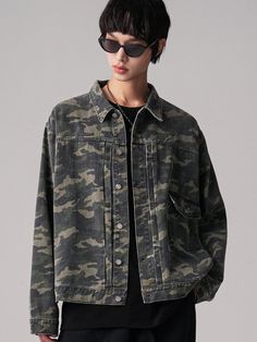 Composition : COTTON 100%Color : CAMOCountry of Origin : China Camouflage Jacket, Camouflage, Camo, Composition, Jackets & Coats, China, Mens Outfits, The Originals, Clothes