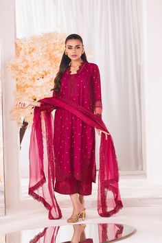 Embroidered Shocking Pink Pakistani Salwar Kameez with Dupatta Dress Vogue Ready To Wear, Dupatta Dress, Shocking Pink, Pakistani Salwar Kameez, Silk Trousers, Organza Dupatta, Suit Fabric, Silk Dupatta, Silk Dyeing