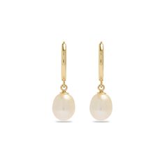 These aren’t your grandmother’s pearls. We’re finding new ways to reimagine this classic gem for the modern woman. At our NYC headquarters, we’re designing new jewelry styles that touch on the latest trends, while still being completely timeless and fairly-priced. Since quality is always top of mind, we use only freshwater-cultured pearls, set in gold that won’t tarnish or flake. While they may not be an heirloom yet, they’ll be something that you can pass down to the next generations. 14k Yello Classic Round Pearl Earrings For Everyday, Classic Pearl Drop Earrings, Modern Everyday Pearl Earrings, Classic Everyday Pearl Drop Jewelry, Timeless Round Pearl Earrings For Everyday, Classic Jewelry With Pearl Charm, Elegant Everyday Pearl White Pearl Earrings, Elegant Everyday Pearl White Earrings, Timeless Pearl White Earrings With Pearl Charm