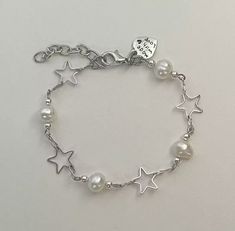 Bracelets Design, Jewelry Accessories Ideas, Funky Jewelry, Jewelry Lookbook, Star Bracelet, Fancy Jewelry, Girly Jewelry, Jewelry Inspo, Dream Jewelry