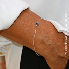 Cod. 0196. This Delicate bracelet is handcrafted with a thin sterling silver 925 chain with round spring closure and a small central oval bezel in sterling silver with a gemstone of blue cyanite. It's a minimalist style bracelet wearable both alone and with others of the same style. It can be combined with various outfits giving a touch of refinement. Materials Silver Chain Sterling 925 Round spring Closure in sterling silver 925 Sterling 925 silver Oval Bezel with blue Cyanite Size Bezel Dimens Bracelet Minimal, Minimal Bracelet, Bracelets Design, Bracelet Bangle, Nature Bracelets, Handmade Bracelet, Gemstone Bracelet, Chain Link Bracelet, Bracelet Designs