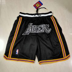 Size: XL Lakers Black Jersey, Black Jersey Outfit, Nba Basketball Shorts, Lakers Shorts, Los Angeles Basketball, Lakers Logo, Phil Jackson, Basketball Pants, Pu Leather Jacket