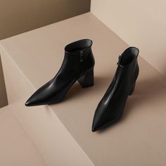 Introducing our newest arrivals ââ‚?the pointed-toe block heel boots! These beauties are crafted from premium leather and come in a classic black hue. They are designed with a sleek pointed toe silhouette and rest on a stiletto heel. giving you a boost of confidence with every step. Upper: Sheepskin Lining: Leather/Short Plush Outsole: Rubber Toe: Pointed Toe Closure: Zip Color: Nude. Black Heel: 7cm/2.8'' Shaft: 13cm/5.1'' Shaft Circumference: 24cm/9.4'' Handmade?: Yes The above measurement is Leather Short, Black Heel, Block Heel Boots, Leather Shorts, Heel Boots, Shoe Size Chart, Halle, Stiletto Heel, Black Heels