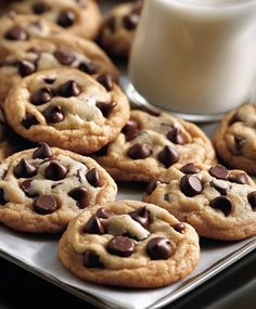 Chocolate Chip Cookies Chocolate Chip Cookies Soft, Baked Chocolate Chip Cookies, Cookies Soft And Chewy, Chicken Cake, Cookies Soft, Cream Cookies, Baked Treats, Cookies N Cream Cookies, Easy Baking Recipes Desserts