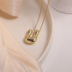 44412897231033 Modern Gold Initial Pendant Necklace, Trendy Initial Pendant Necklaces, Trendy Initial Pendant Charm Necklace, Trendy Gold Initial Necklace With Clavicle Chain, Trendy Gold Initial Pendant Necklace, Trendy Gold Pendant Initial Necklace, Trendy Initial Pendant Necklace, Trendy Gold Necklace With Initial Pendant, Chunky Pendant