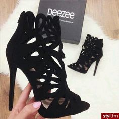 Homecoming Shoes, Fabulous Shoes, Fashion High Heels, Black High Heels, Crazy Shoes, Pretty Shoes, Dream Shoes, Shoe Obsession