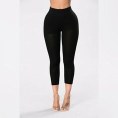 New With Tag Black Leggings Ribbed Made In Usa 94% Rayon 6% Spandex Black High Stretch Athleisure Bottoms, Non-stretch Black Athleisure Bottoms, Black Elastic Workout Pants, Black Elastic Athleisure Pants, Black Workout Bottoms Made Of Elastane, Black Elastane Workout Bottoms, Black Stretch Bottoms For Yoga, High Stretch Black Elastane Bottoms, Stretch Black Bottoms For Yoga