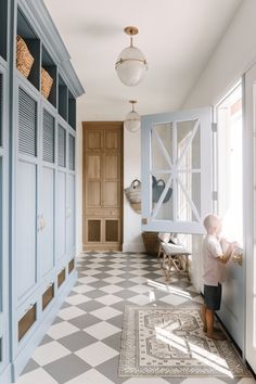 the hallway is clean and ready to be used as a storage area for your belongings