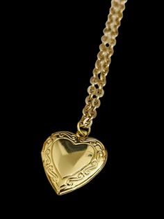 Beautiful Vintage Womens 1970s Small Goldtone Heart Locket  A really lovely little simple necklace In good condition for age Measurement of heart 2cm Chain length 18cm Vintage Double Heart Charm Necklaces, Vintage Gold Heart Pendant Necklace, Vintage Double Heart Charm Necklace, Vintage Yellow Gold Heart Charm Necklace, Vintage Double Heart Necklace With Heart Charm, Vintage Yellow Gold Heart Necklace, Retro Heart-shaped Jewelry For Valentine's Day, Vintage Heart Pendant Charm Necklace, Vintage Heart Locket Charm Necklace