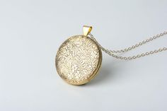 Layered and Long Locket Necklace, Gold Jewelry Gift, Gold Necklace Locket, Circle Lockets, Classic Style Sterling Silver Jewelry Gold Locket Necklace With Adjustable Chain For Wedding, Elegant Gold Locket Necklace As Gift, Elegant Gold Locket Necklace Gift, Elegant Gold Filigree Locket Necklace, Vintage Gold Necklace For Mom, Elegant Antique Gold Necklaces For Gift, Elegant Antique Gold Necklace For Gift, Gold Locket Necklace Gift For Mom, Gold Locket Necklace For Mom