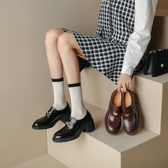 These loafers are designed in a timeless, minimal silhouette, so you'll be sure to wear them often. Made from soft leather, soft bottom that ensure all-day comfort. Wear yours with tailoring and denim alike. Color: Coffee/BlackMaterial: Cow LeatherLining: Genuine LeatherInsole: Cow LeatherSole: RubberHeels: 6 cm/2.36"Weight: 0.43kg Each Shoes (measured size 7.5) Fit: Medium to Wide, Runs Normal.Origin: Made in China Production Time: About 7-10 days (Any exceptional case will email you, Please pa Penny Loafers For Women, Mori Girl Fashion, Oxford Boots, Coffee Black, Color Coffee, Comfort Wear, Western Cowboy Boots, Flat Boots, Black 7