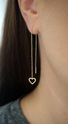 14K 9K Gold Heart Threader Earrings,Gold Minimalist Earrings, Dainty Heart Threaders, Long Chain Earrings, Heart Ear Thread, Romantic Gift Women, Gift for her, FREE EXPRESS SHIPPING Dainty and minimalist 14K or 9K Solid gold threader earrings with a small heart. A lovely, versatile pair of earrings/earring that you will love wearing all day, everyday! Whisper....Love...! ------------------------------------------------- D E T A I L S 14K Solid Gold or 9K Solid Gold Length: 11cm / 4.3'' Heart: 8 Minimalist Dangle Heart Earrings, Minimalist Double Heart Pierced Jewelry, Minimalist Dangle Earrings For Valentine's Day, Minimalist Heart Drop Earrings As Gift, Minimalist Gold Heart Drop Earrings, Minimalist Yellow Gold Heart Drop Earrings, Minimalist Pierced Yellow Gold Heart Earrings, Minimalist Pierced Heart Jewelry, Minimalist Open Heart Earrings