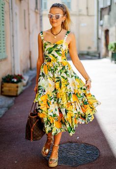 Singer Tallia Storm wearing a lemon print dress | ASOS Fashion & Beauty Feed Dress With Lemon Print, Lemon Print Outfit, Green And Yellow Outfit Ideas, Lemon Dress Outfit, Talia Storm, Lemon Outfit, Lemon Dresses, Lemon Fashion, Lemon Clothing