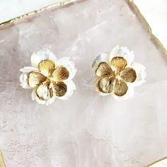 (1) Double Flower Studs – Kate and Mari Jewelry Flower Overlay, Flower Tops, Free Post, I Love Jewelry, Gold Flower, Flower Studs, Pearl Studs, Bridal Outfits, Flower Jewellery