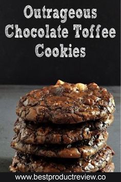 Toffee Cookies Chocolate Toffee Cookies, Recipe Cookies, Toffee Cookies, Chocolate Toffee, Cookies Chocolate, Crinkle Cookies, Cookie Bar Recipes, Candy Cookies, Cookies Recipes