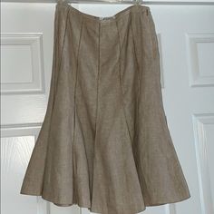 Beautiful 26” Lined Skirt, Taupe Color. Bottom Skirt Is Flared. Fitted Linen Knee-length Bottoms, Fitted Knee-length Linen Bottoms, Fitted Linen Flared Skirt, Fitted Flared Linen Skirt, Fitted Casual Maxi Skirt With Pleated Hem, Fitted Maxi Skirt With Pleated Hem For Spring, Fitted Knee-length Pleated Skirt For Spring, Fitted Beige Bottoms With Pleated Hem, Spring Fitted Linen Skirt