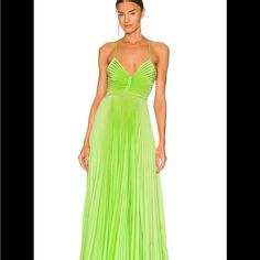 Alc Lime Green Gown. Size 12. Green Pleated Bodice Evening Dress, Green Dresses For Spring Gala, Green Spring Gala Dress, Green Pleated Bodice Cocktail Dress, Spring Floor-length Evening Dress With Pleated Bodice, Spring Evening Dress With Pleated Bodice, Floor-length, Spring Gala Gown With Pleated Bodice, Green Midi Dress With Pleated Bodice For Evening, Spring Maxi Gown With Pleated Bodice