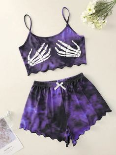 Halloween Tie Dye, Plus Size Pyjamas, Cute Lounge Outfits, Lounge Outfits, Cute Pjs, Cute Sleepwear, Cute Pajama Sets, Skeleton Print, Cute Lazy Outfits