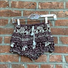 Stretchy Elephant Patterned Shorts With Elastic Waistband And Drawstring. Never Worn And Super Soft! Casual Tie-side Bottoms For Festival, Urban Outfitters Short Beach Bottoms, Urban Outfitters Short Length Bottoms For Beach, Urban Outfitters Beach Shorts, Urban Outfitters Summer Shorts For Vacation, Urban Outfitters Casual Beach Bottoms, Urban Outfitters Casual Bottoms For Beach Season, Urban Outfitters Casual Beach Season Bottoms, Trendy Urban Outfitters Beach Shorts