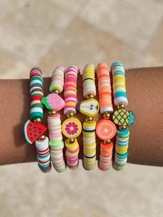 Evil Eye Clay Bead Bracelet Ideas, Bracelets Heishi, Make Clay Beads, Fruit Bracelet, Clay Bracelets, Beaded Braclets