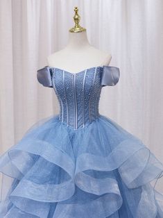 Long Ball Dresses, Blue Sweet 16, Prom Dress Blue, Blue Evening Dress, Tulle Long Prom Dress, Prom Inspo, Marine Uniform, Long Prom Gowns, Blue Evening Dresses