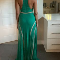 Beautiful Nwt Emerald Green Dress With Stretchy Material And Sheer Cutout Details. High Neck And Racer Back With Zipper. Perfect For A Gala, Christmas Holiday Parties Or Being A Wedding Guest. Very Long So Its Ideal For Tall Women Or For Wearing With High Heels. Green Lined Fitted Maxi Dress, Sleeveless Green Dresses With Sweep Train, Green Sleeveless Dress With Sweep Train, Sleeveless Green Dress With Sweep Train, Green Sleeveless Maxi Dress With Sweep Train, Green Fitted Backless Maxi Dress, Fitted Maxi Dress For Homecoming, Homecoming Maxi Dress With Sweep Train, Green Sleeveless Maxi Dress For Homecoming