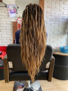 Dread Wigs Dreadlocks, Dreads Styles For Women White, Boho Dreadlocks, Female Dreadlocks Styles, Dread Hair Extensions, Dreads Styles For Women, Ombre Dreads, Beauty Journal, Big Box Braids