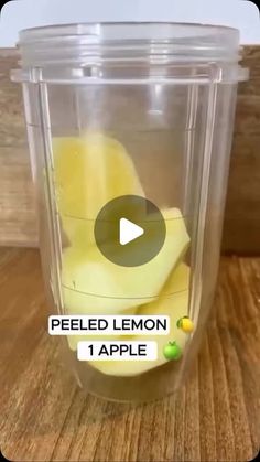 a video demonstrating how to peel lemons in a blender with the text, peeled lemon 1 apple